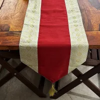 Shades Pink Parrot Polyester Table Runner (Maroon & Beige) - 30 x 177 cm