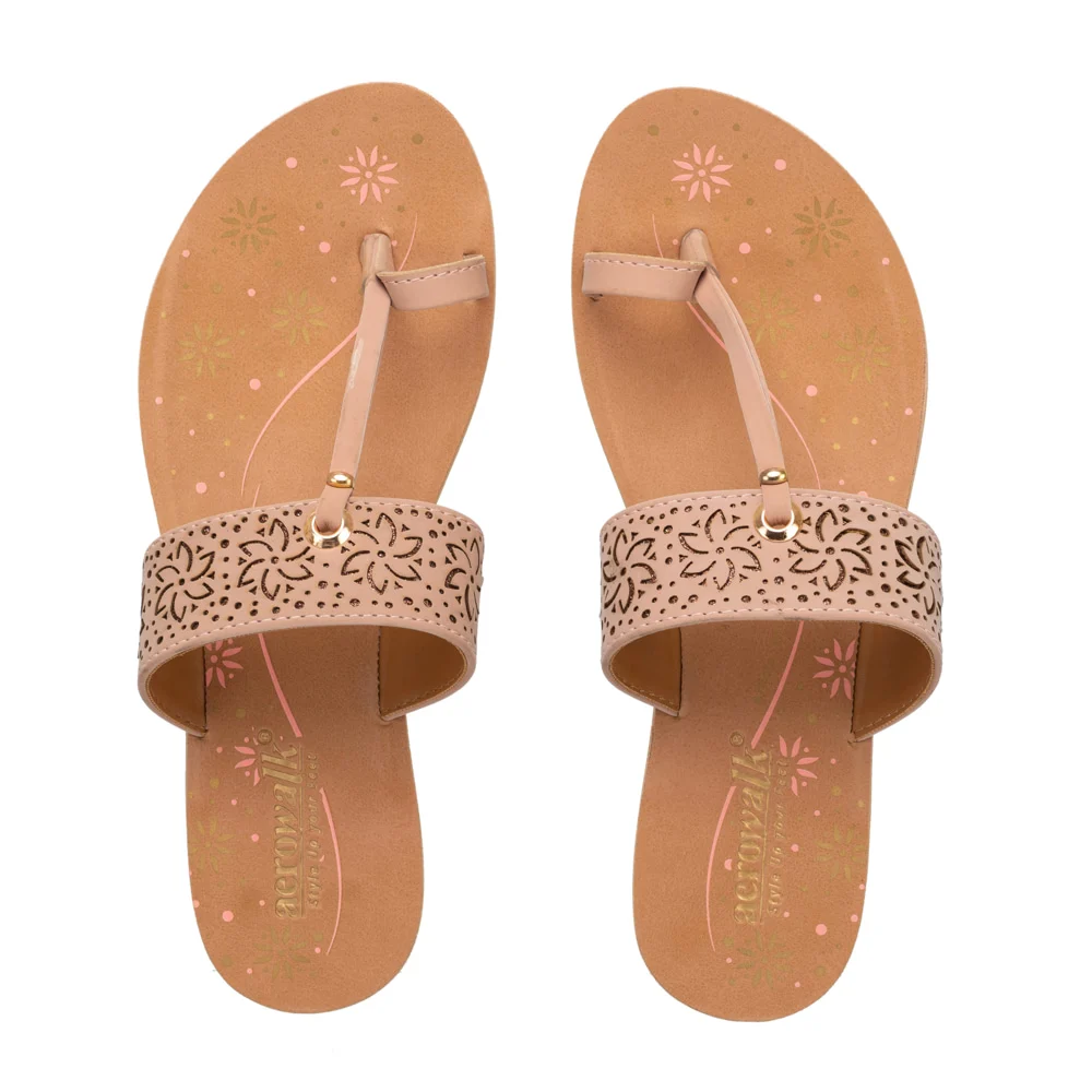 Aerowalk CN47 Ladies Chappal - Mouve