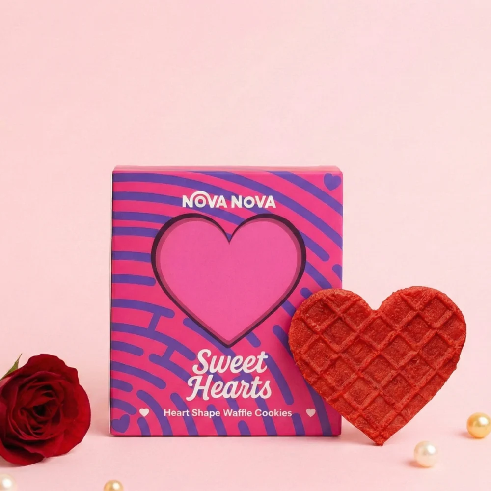 Nova Nova Heart Shape Red Velvet Dark Choco Filling Cookies