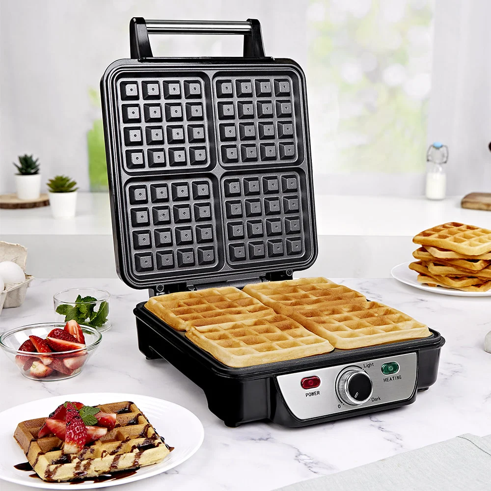 Borosil Jumbo 4-Slice Waffle Maker - Black