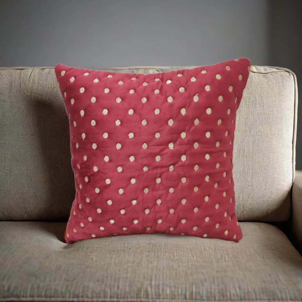 VAA Polka Dots Cushion Cover - Maroon (40x40 cm)